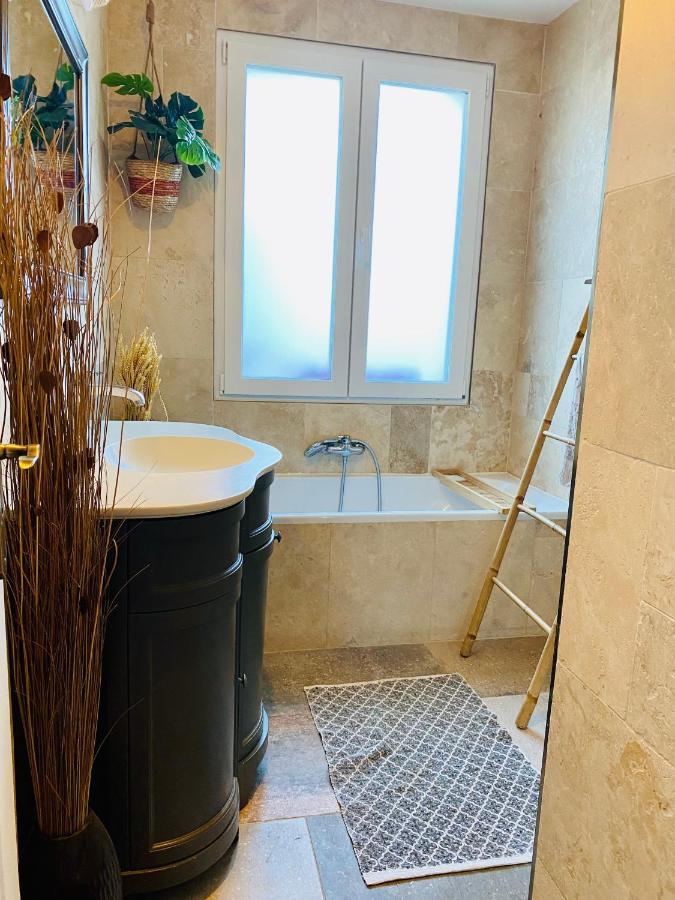 Apartament Almanarre Hyères Zewnętrze zdjęcie